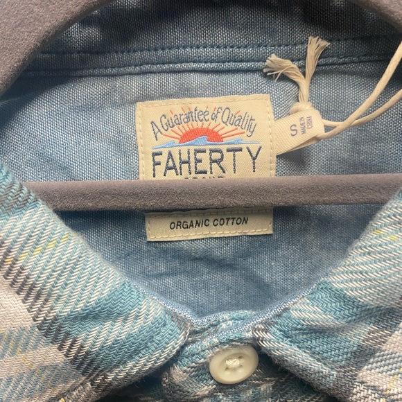 Faherty Brand Road Trip Stretch Shirt OCP-OCEANA PLAID Size Small EUC NWT - Picture 9 of 11